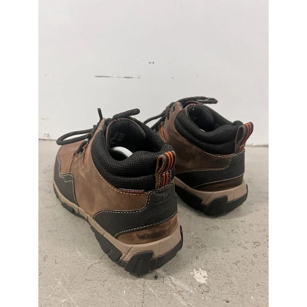 Clarks walbeck top